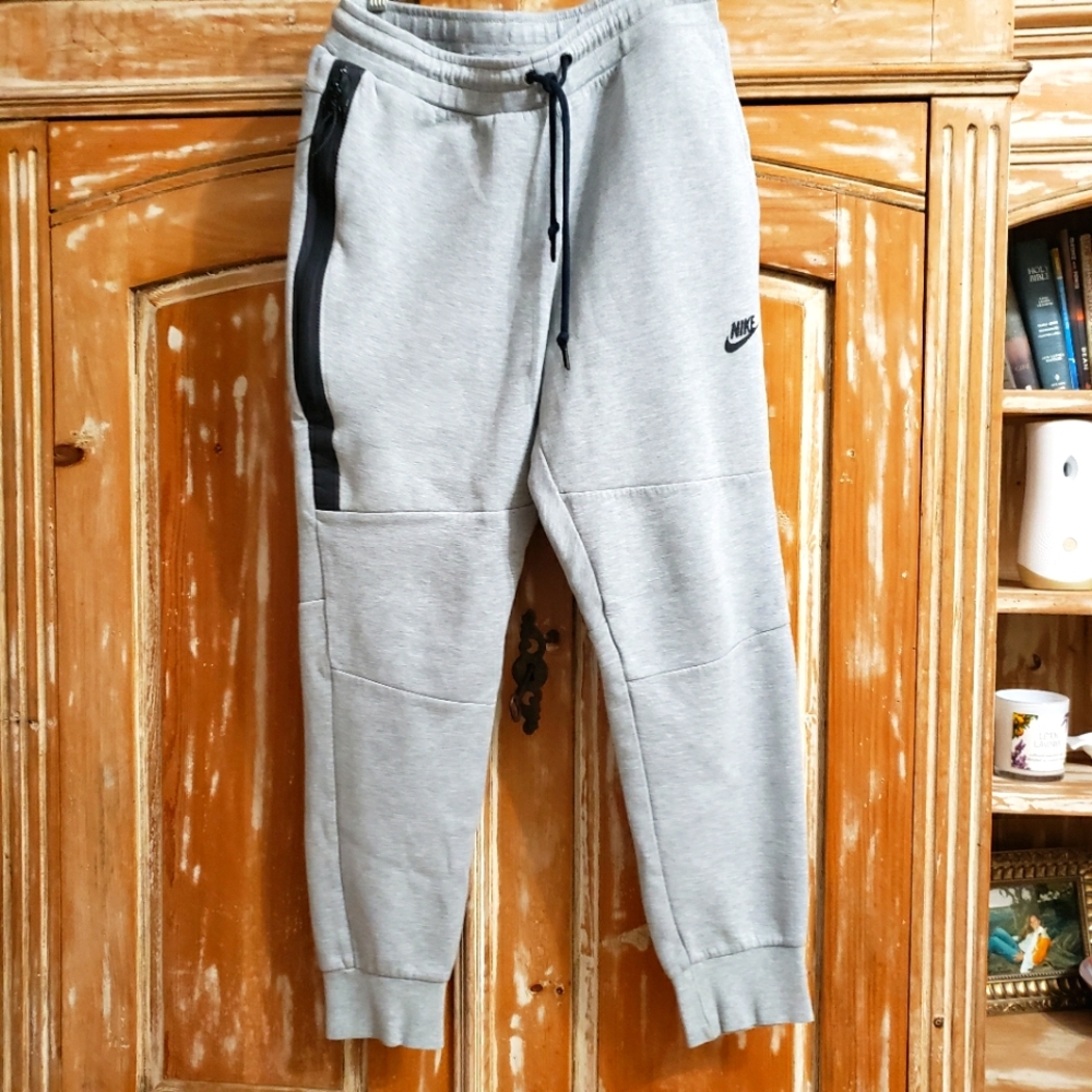 Mens NIKE Sweatpants Size Medium